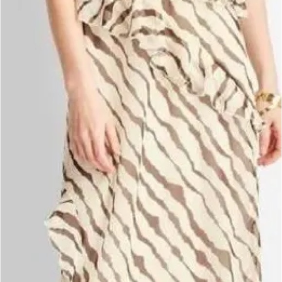 Future Collective Zebra Ruffle Maxi Dress - Picture 6 of 7